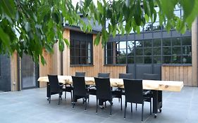 Maison Du Chien Vert